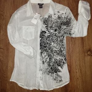 NWT. Rue21 Button Down Shirt